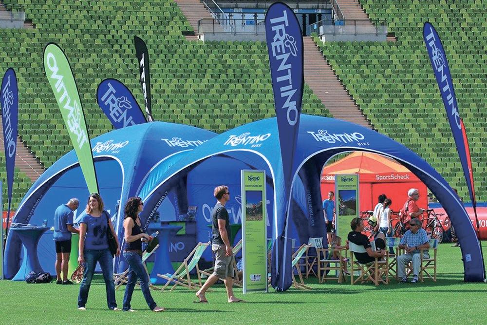 Inflatable X-shaped tent: 10ft×10ft Custom Inflatable Tent