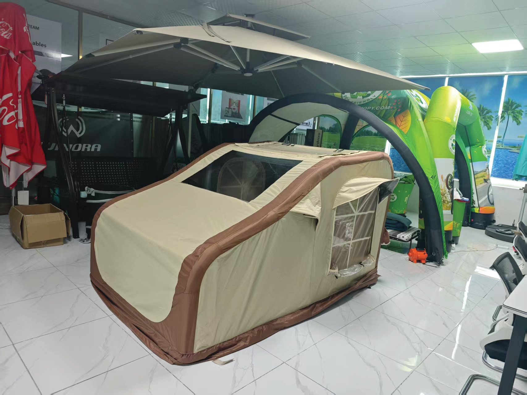 Inflatable Car Roof Tent – Elevate Your Outdoor Camping Experience