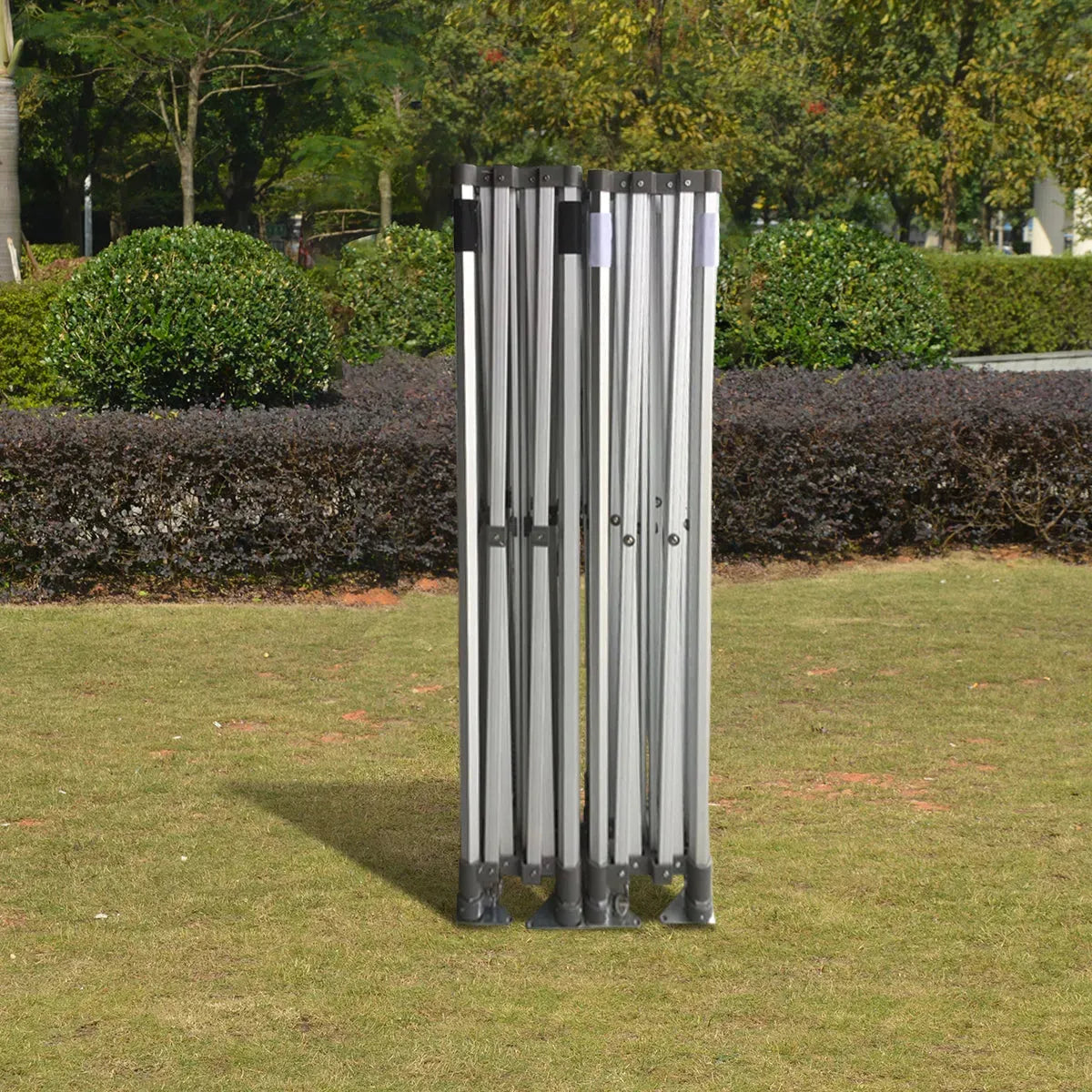 Make a high-end statement at trade shows with the Premium 40mm Hex-Aluminum Trade Show Tent Frame – a robust and professional structure for showcasing your brand.
